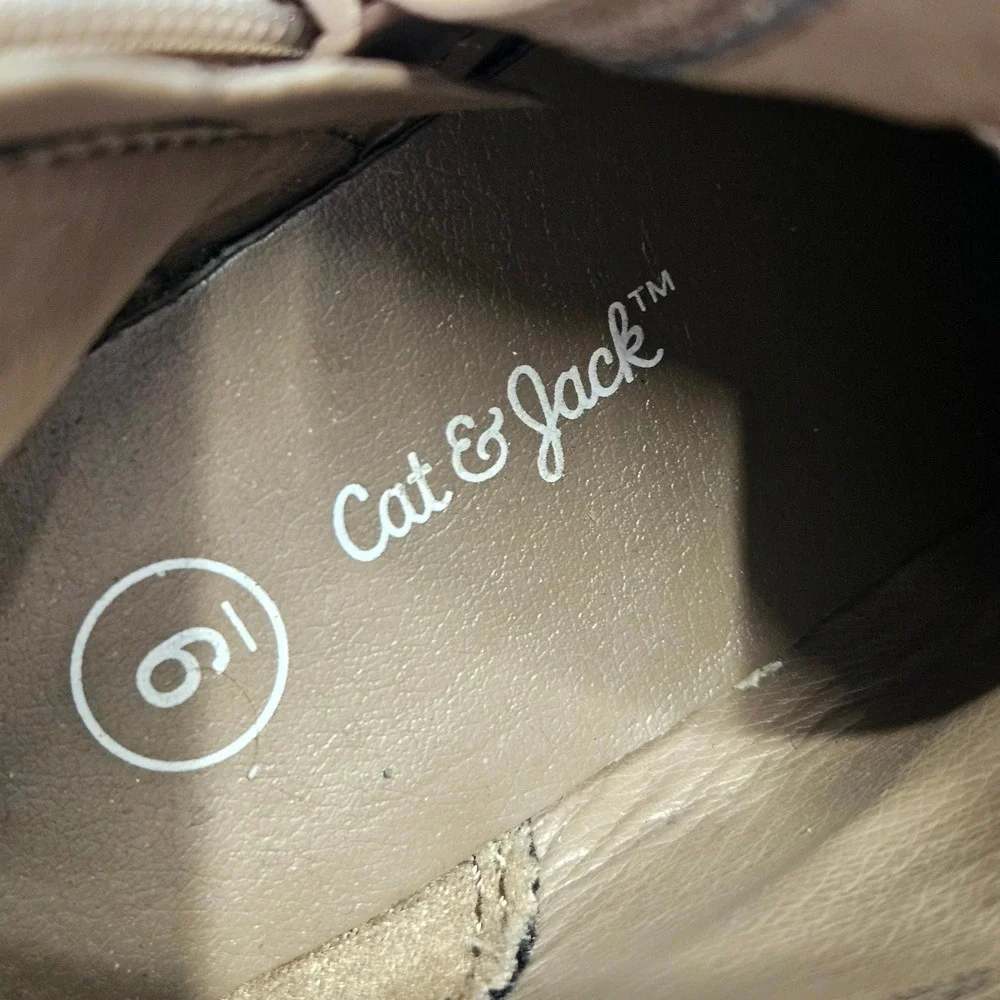 Cat & Jack save huge